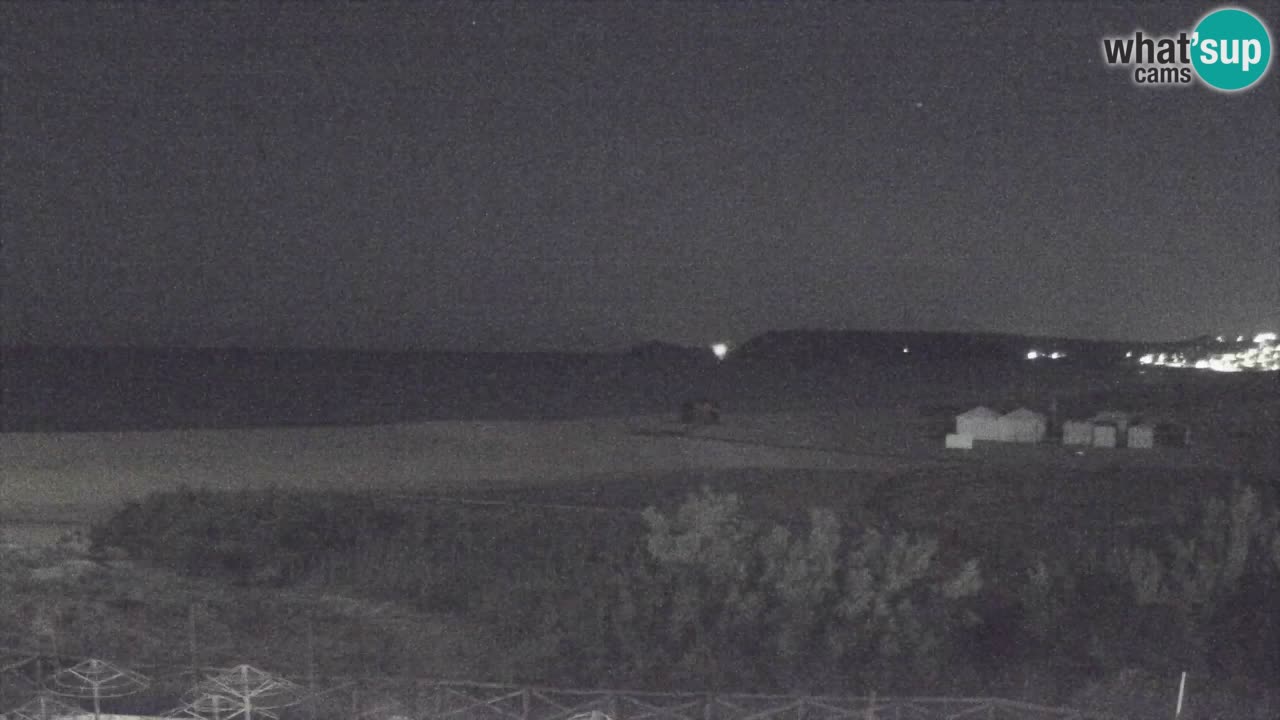 Web kamera Torre dei Corsari – Pogled uživo na plažu s Punta Usai