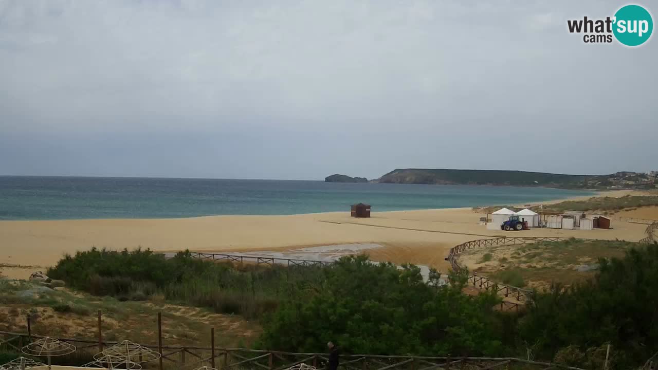 Spletna kamera Torre dei Corsari – Pogled v živo na plažo s Punta Usai