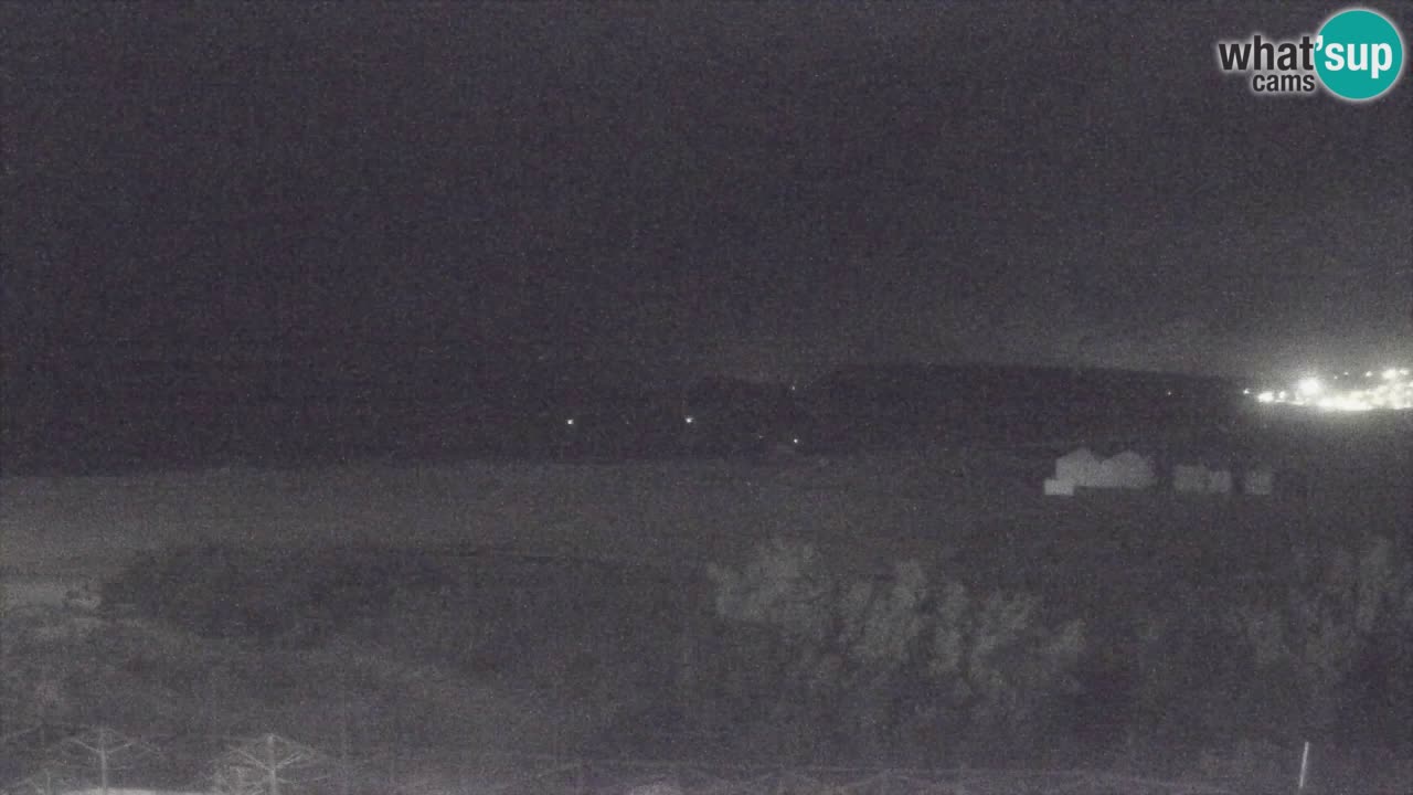 Spletna kamera Torre dei Corsari – Pogled v živo na plažo s Punta Usai