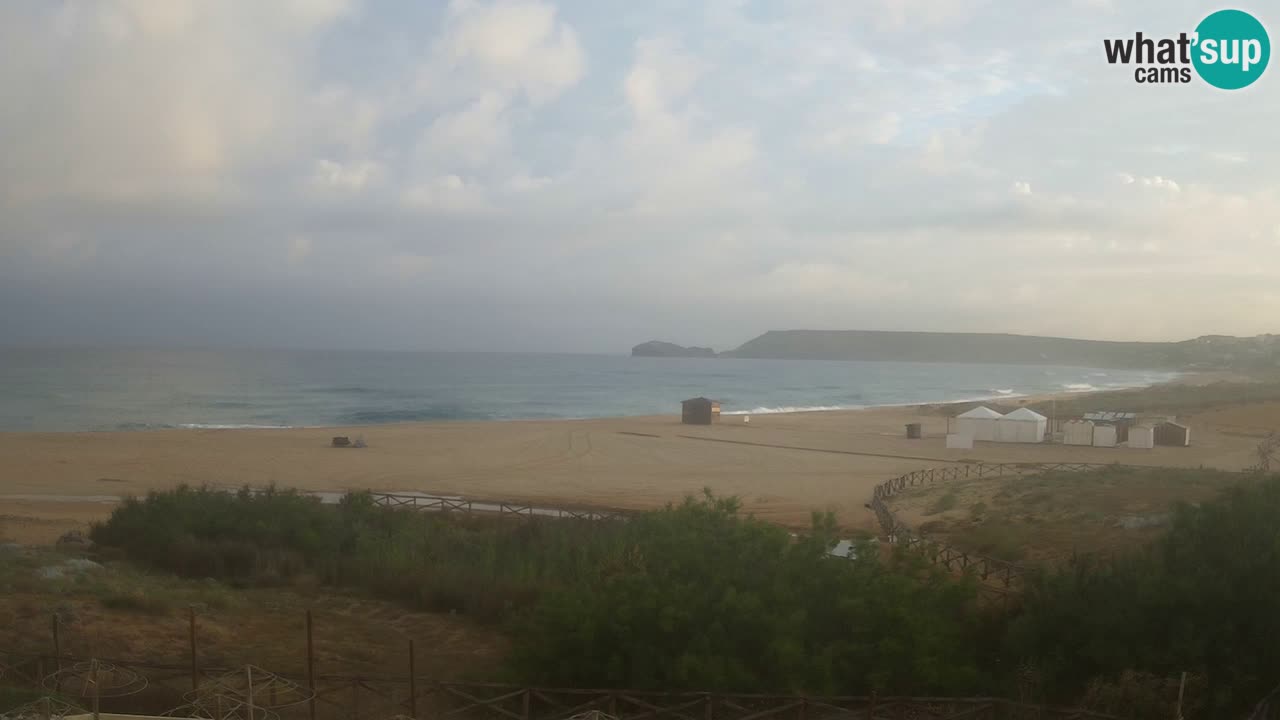 Spletna kamera Torre dei Corsari – Pogled v živo na plažo s Punta Usai