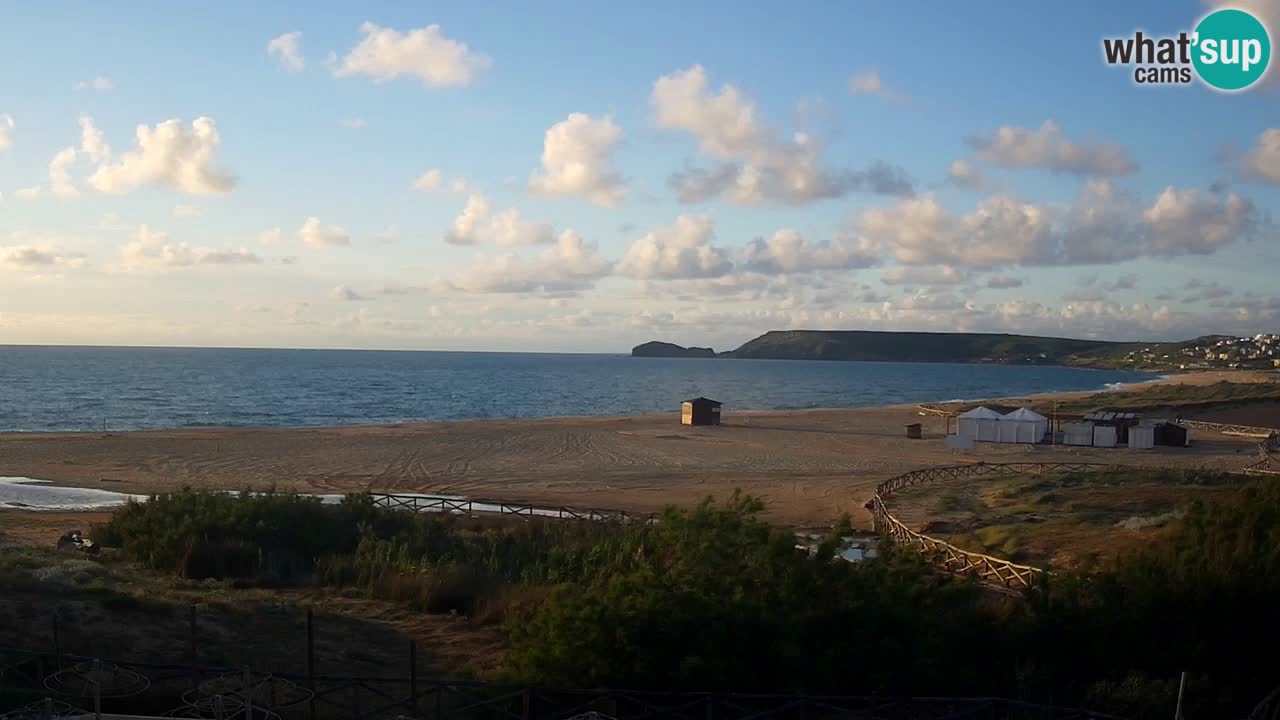 Web kamera Torre dei Corsari – Pogled uživo na plažu s Punta Usai