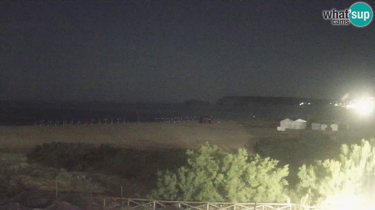 Spletna kamera Torre dei Corsari – Pogled v živo na plažo s Punta Usai