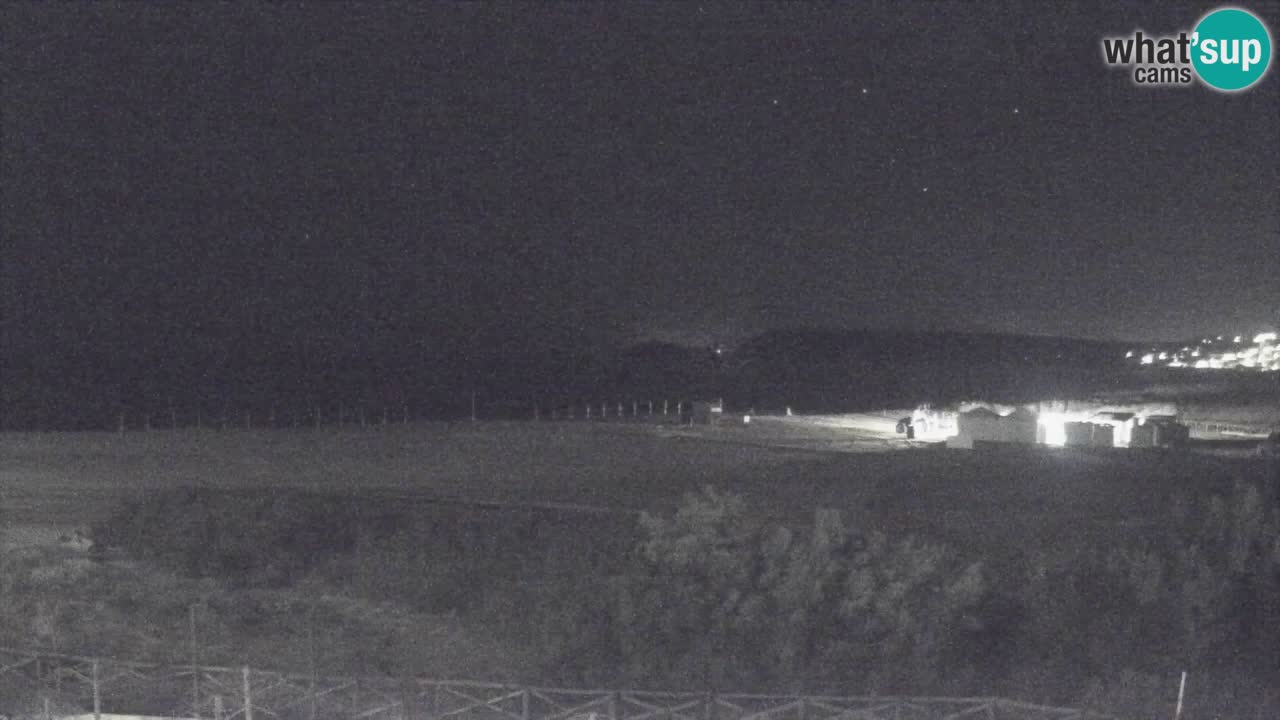 Webcam Torre dei Corsari – Vue en direct sur la plage depuis Punta Usai