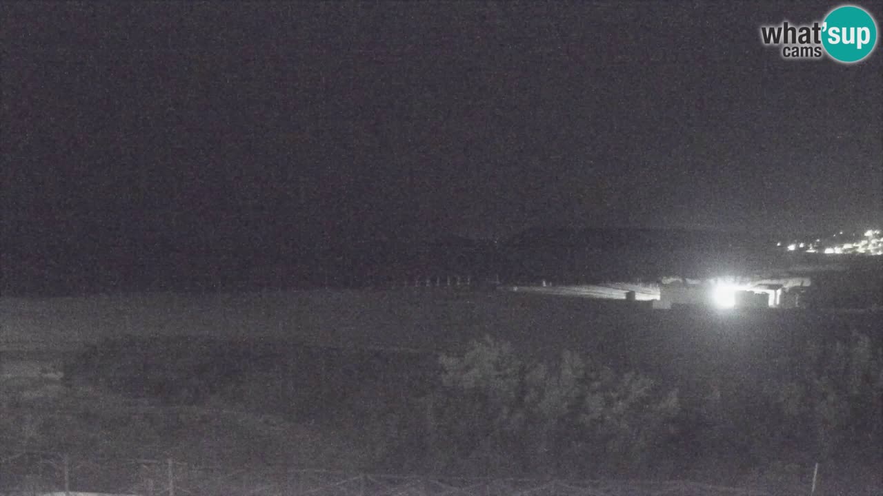 Web kamera Torre dei Corsari – Pogled uživo na plažu s Punta Usai