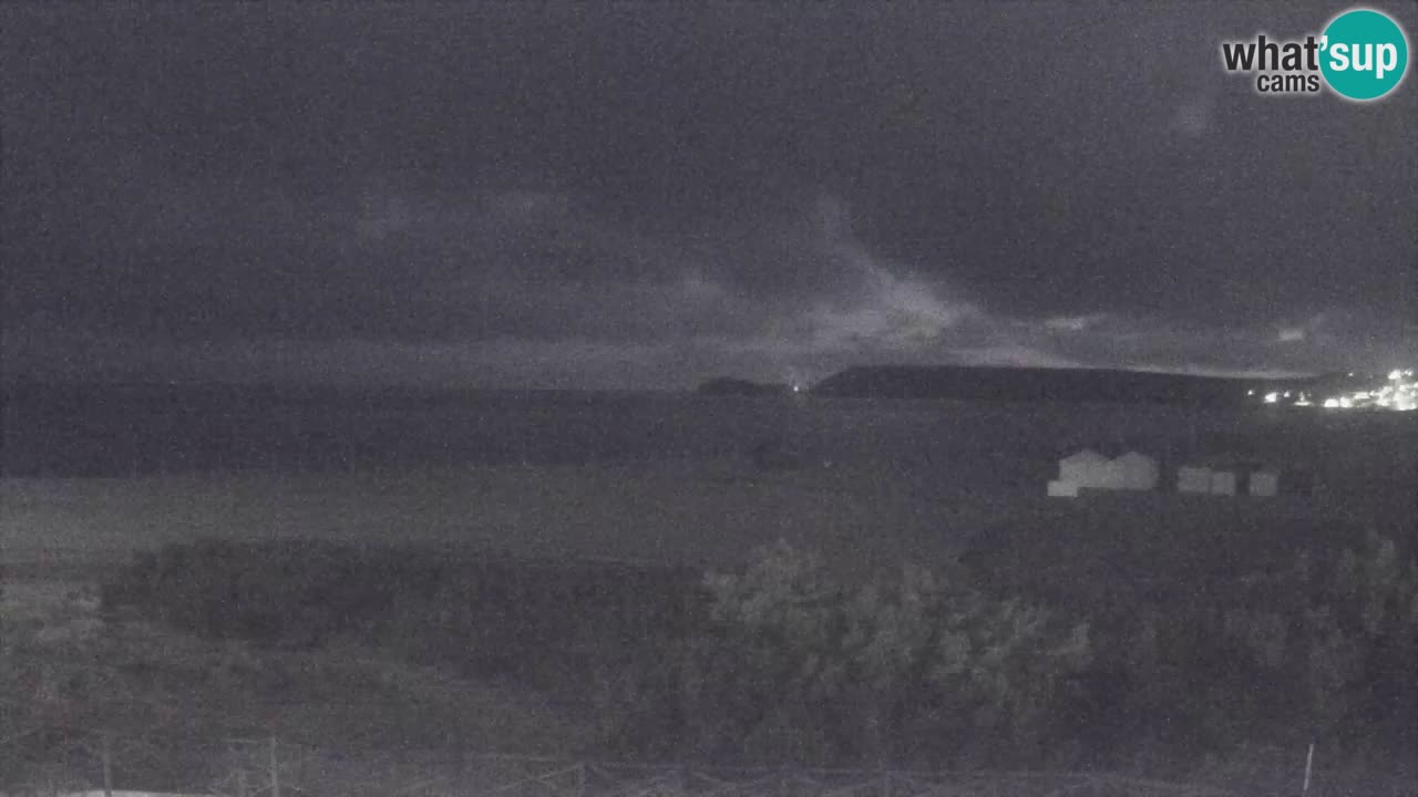 Webcam Torre dei Corsari – Vista live sulla spiaggia da Punta Usai