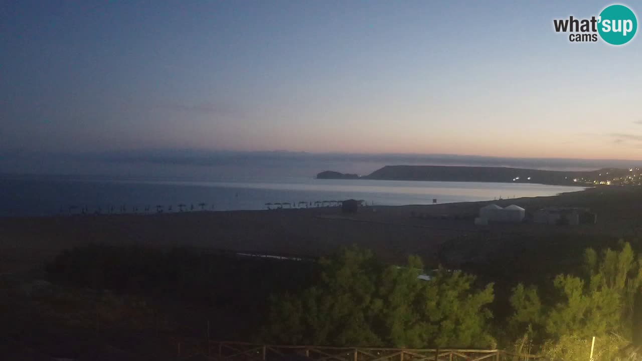 Spletna kamera Torre dei Corsari – Pogled v živo na plažo s Punta Usai