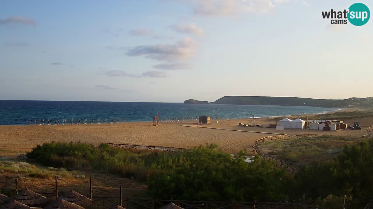 Spletna kamera Torre dei Corsari – Pogled v živo na plažo s Punta Usai