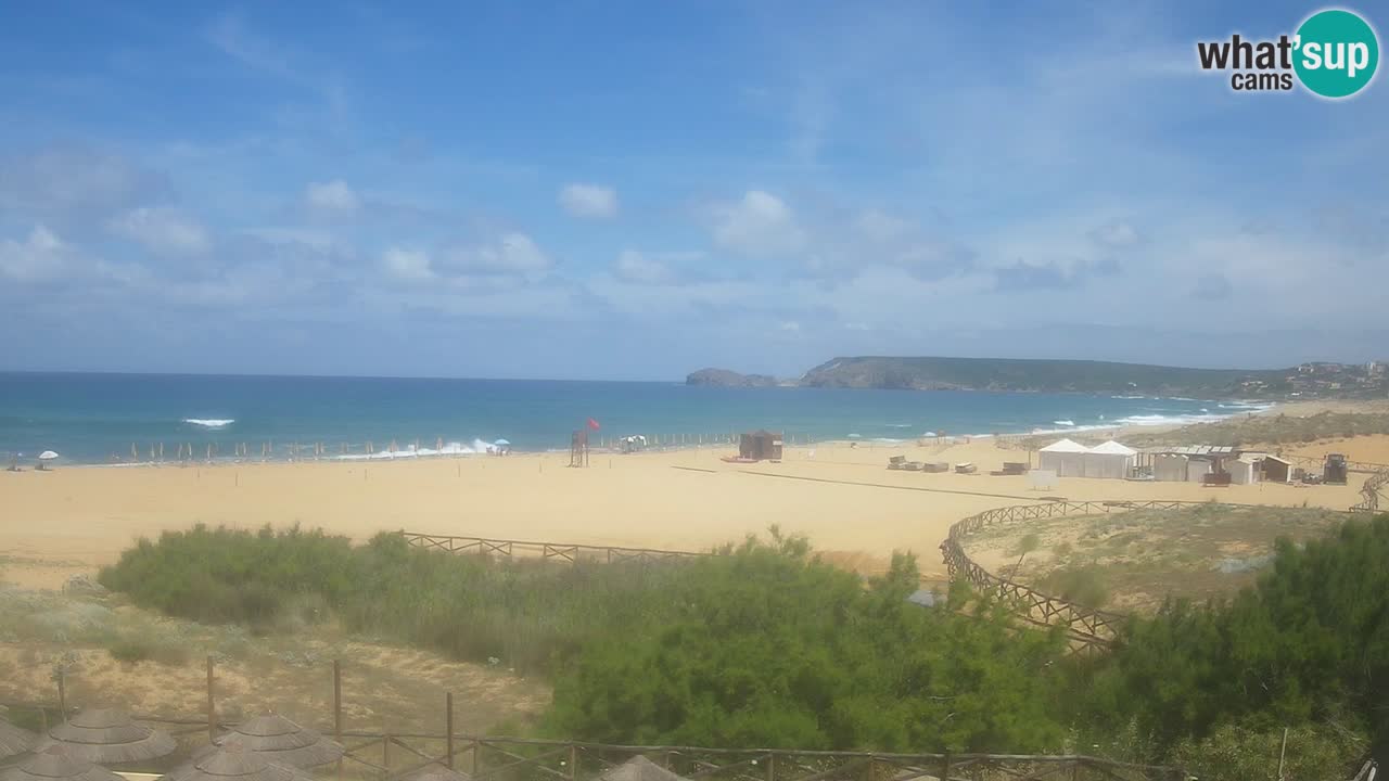 Spletna kamera Torre dei Corsari – Pogled v živo na plažo s Punta Usai