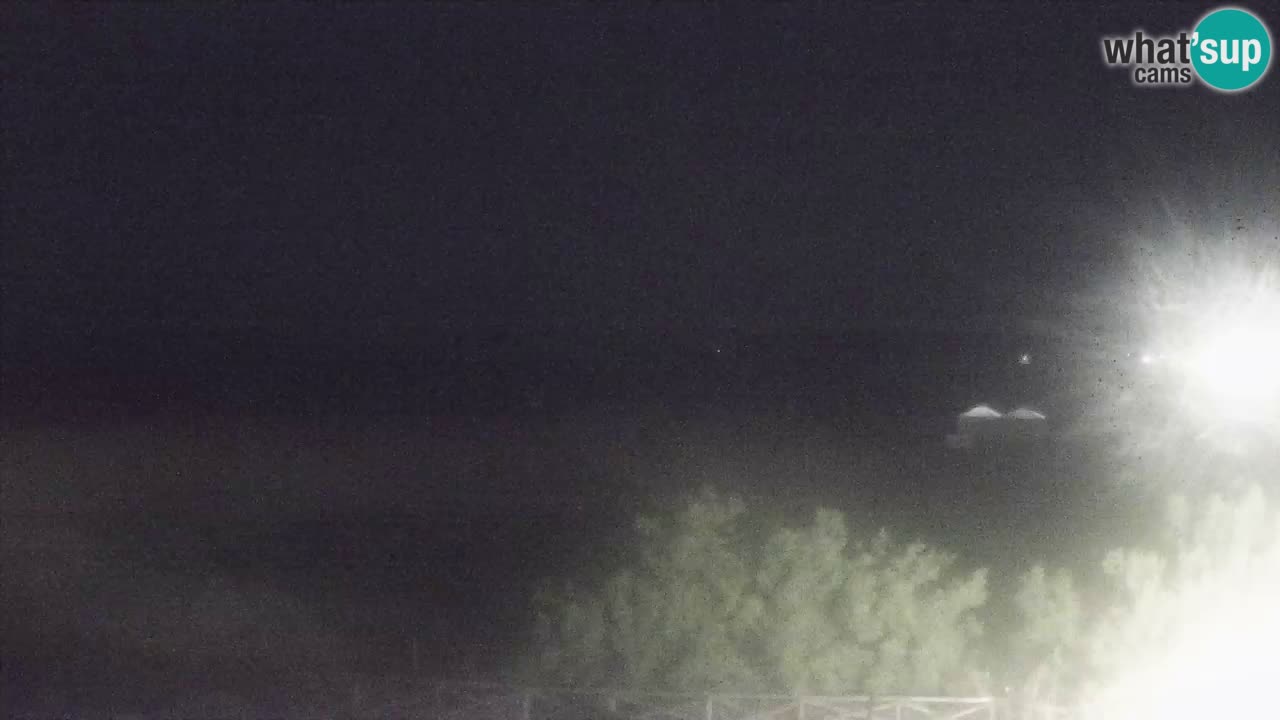 Spletna kamera Torre dei Corsari – Pogled v živo na plažo s Punta Usai