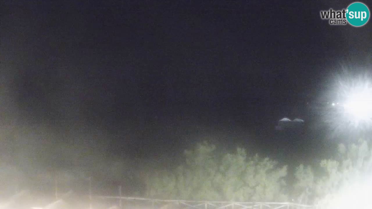 Webcam Torre dei Corsari – Vista live sulla spiaggia da Punta Usai
