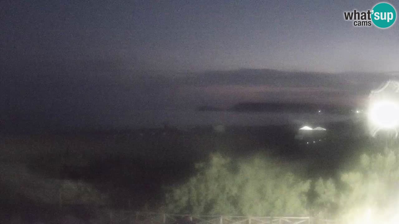Webcam Torre dei Corsari – Vista live sulla spiaggia da Punta Usai