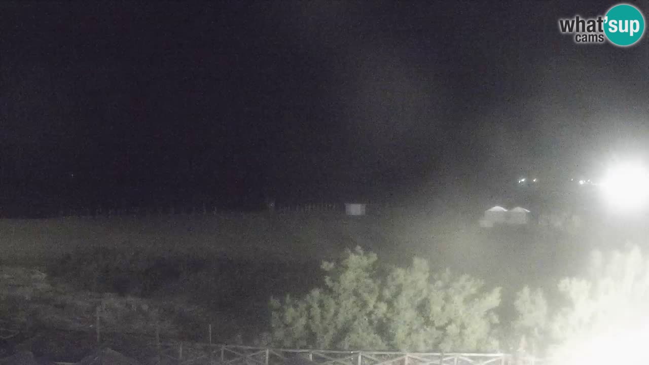 Spletna kamera Torre dei Corsari – Pogled v živo na plažo s Punta Usai