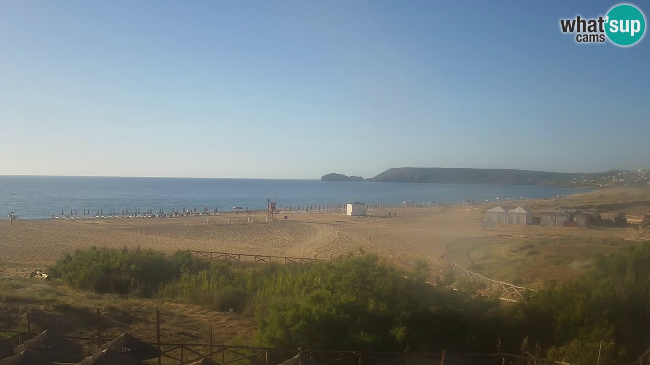 Spletna kamera Torre dei Corsari – Pogled v živo na plažo s Punta Usai
