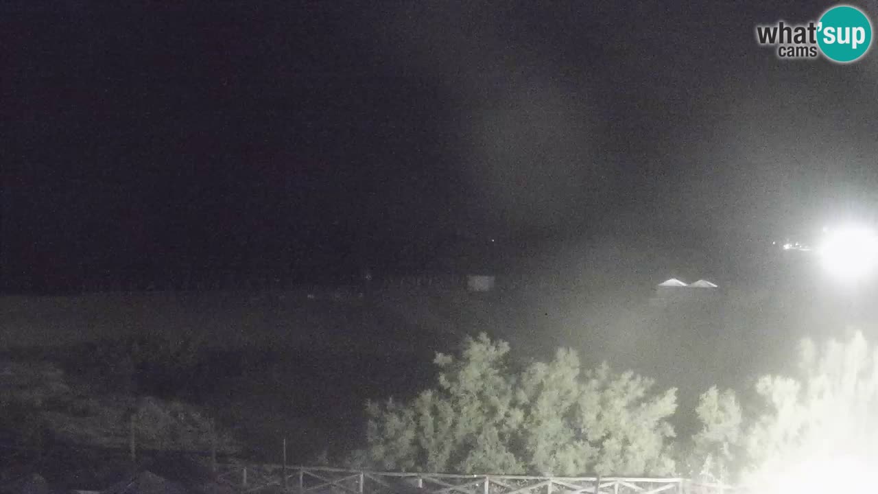 Spletna kamera Torre dei Corsari – Pogled v živo na plažo s Punta Usai