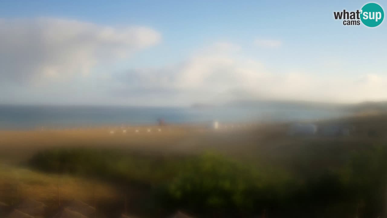 Webcam Torre dei Corsari – Vista live sulla spiaggia da Punta Usai
