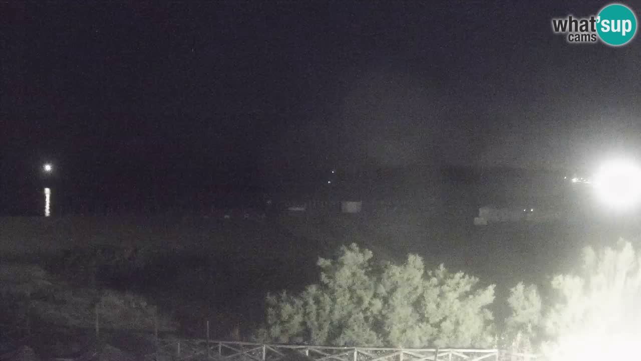 Spletna kamera Torre dei Corsari – Pogled v živo na plažo s Punta Usai