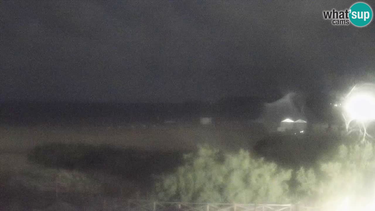Spletna kamera Torre dei Corsari – Pogled v živo na plažo s Punta Usai