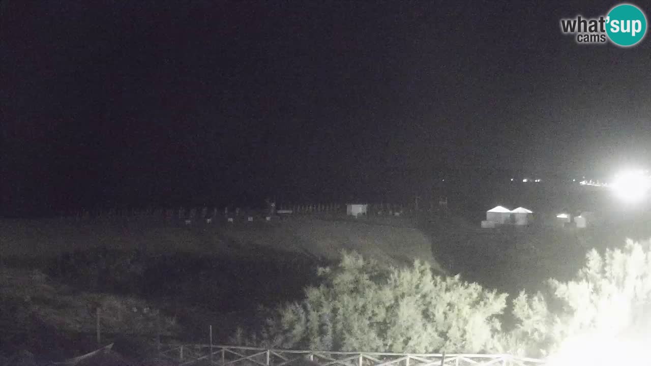 Spletna kamera Torre dei Corsari – Pogled v živo na plažo s Punta Usai