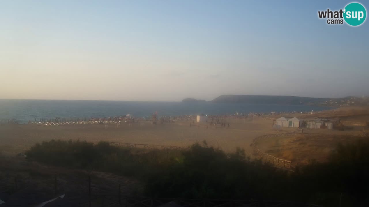 Webcam Torre dei Corsari – Vista live sulla spiaggia da Punta Usai