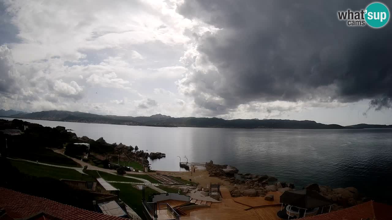 U živo Phi Beach – Forte Cappellini web kamera Porto Cervo – Arzachena – Sardinija