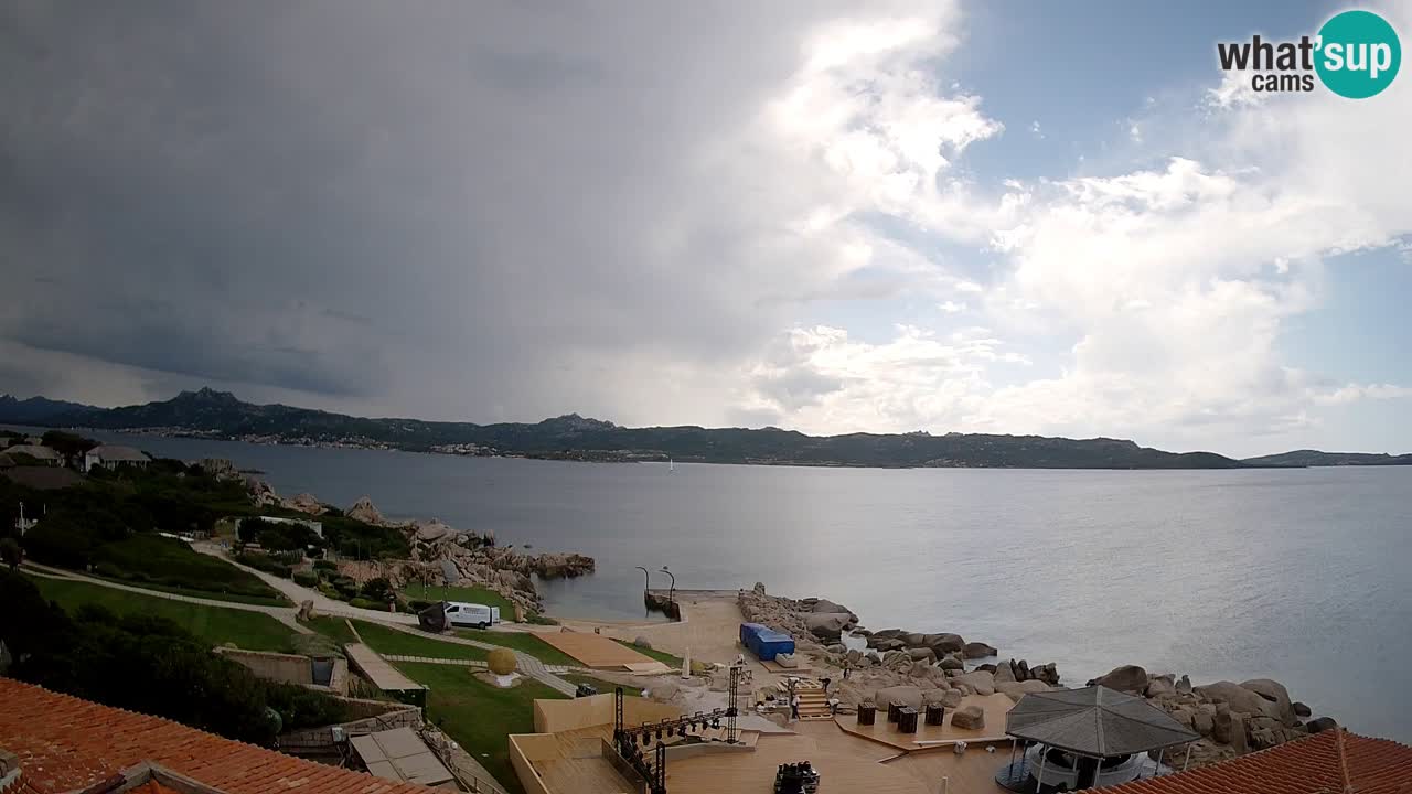 Live webcam Phi Beach – Forte Cappellini livecam Porto Cervo – Arzachena – Sardinia