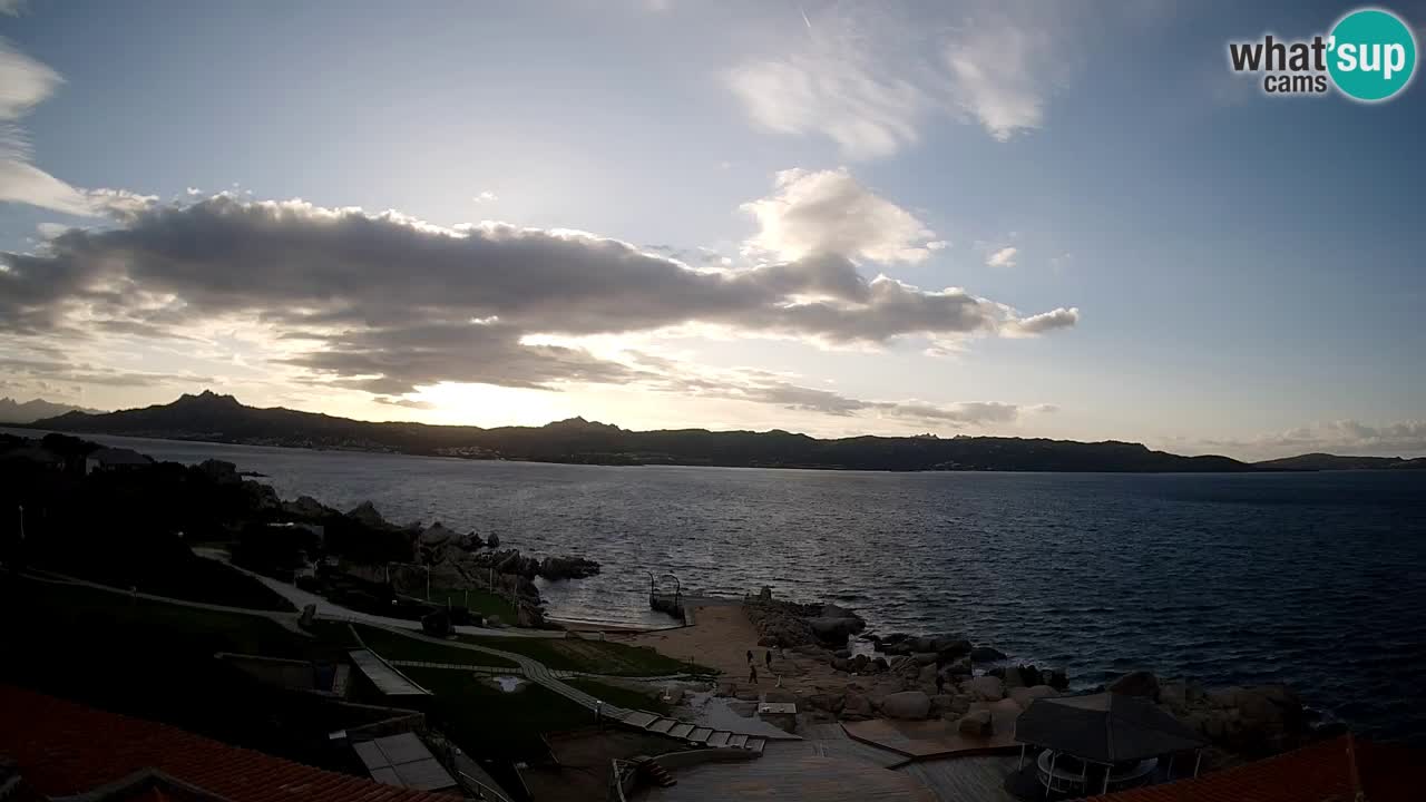 Live webcam Phi Beach – Forte Cappellini livecam Porto Cervo – Arzachena – Sardinia