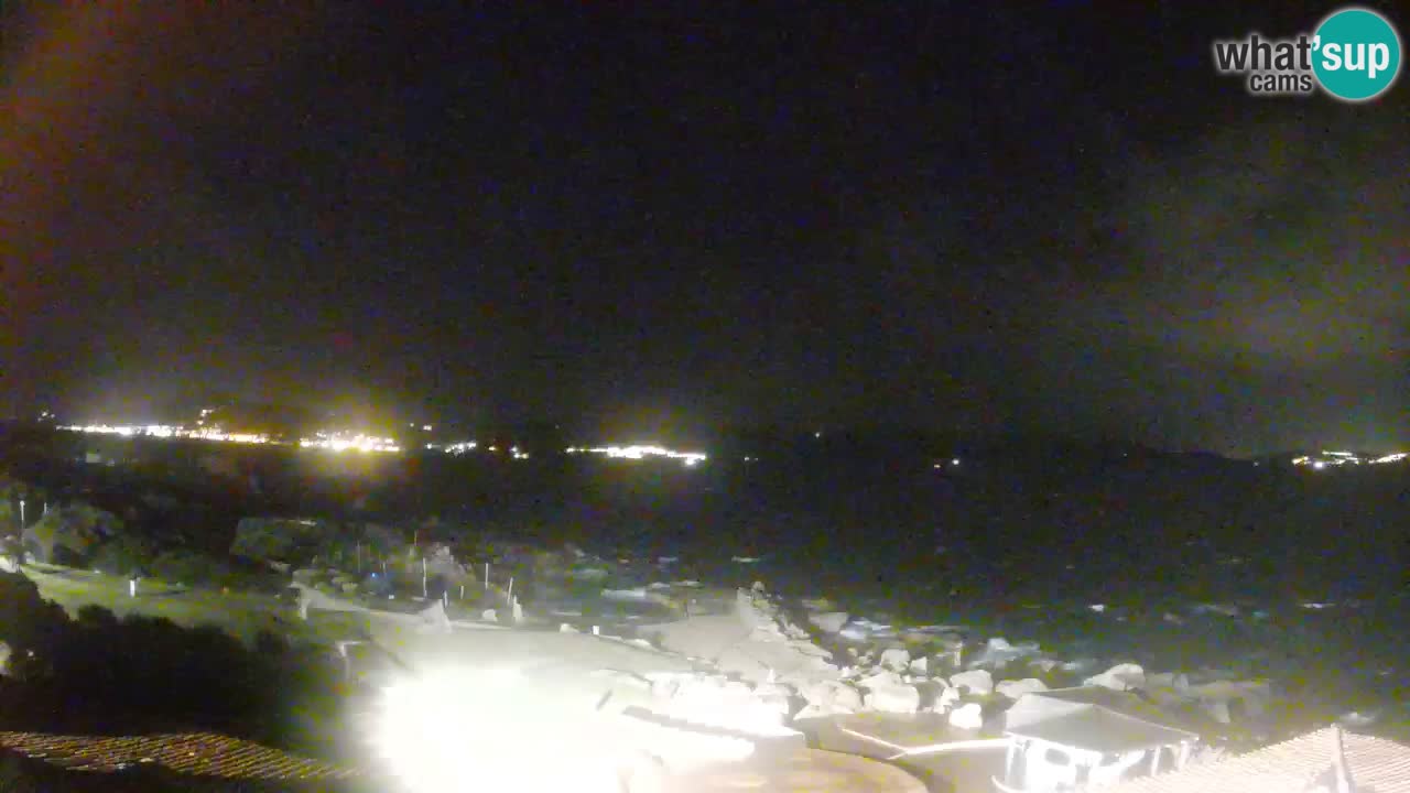 Live webcam Phi Beach – Forte Cappellini livecam Porto Cervo – Arzachena – Sardinia