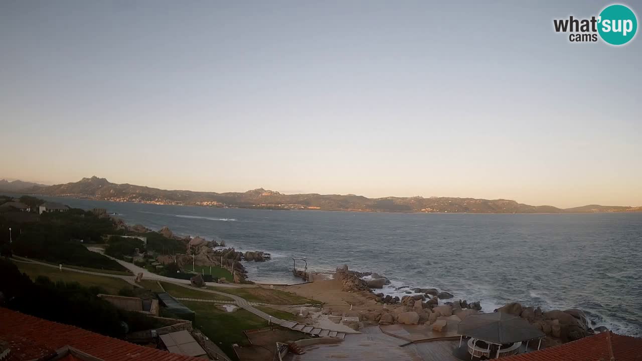 Live webcam Phi Beach – Forte Cappellini livecam Porto Cervo – Arzachena – Sardinia