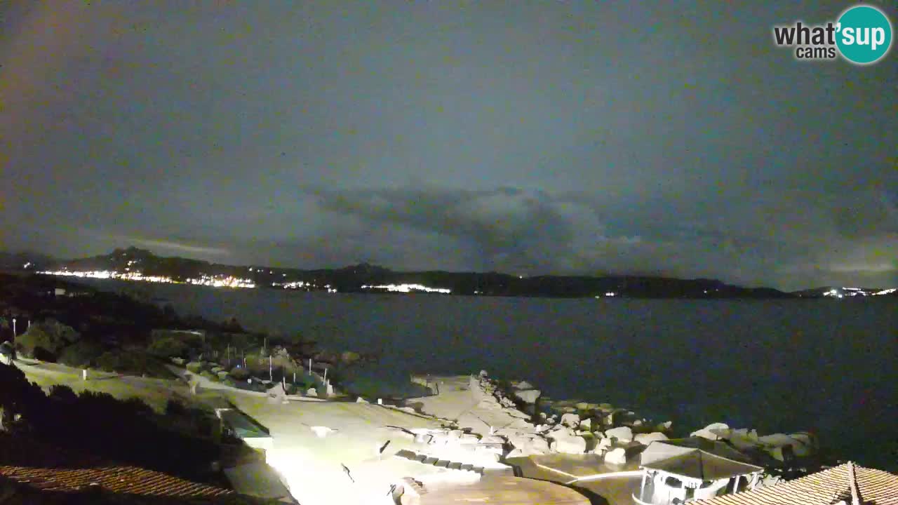 Live webcam Phi Beach – Forte Cappellini livecam Porto Cervo – Arzachena – Sardinia