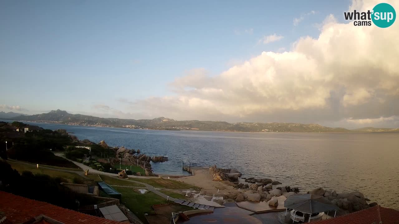 Live webcam Phi Beach – Forte Cappellini livecam Porto Cervo – Arzachena – Sardinia