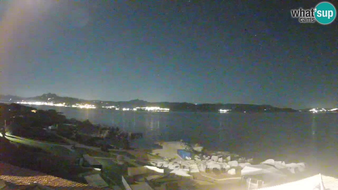 U živo Phi Beach – Forte Cappellini web kamera Porto Cervo – Arzachena – Sardinija