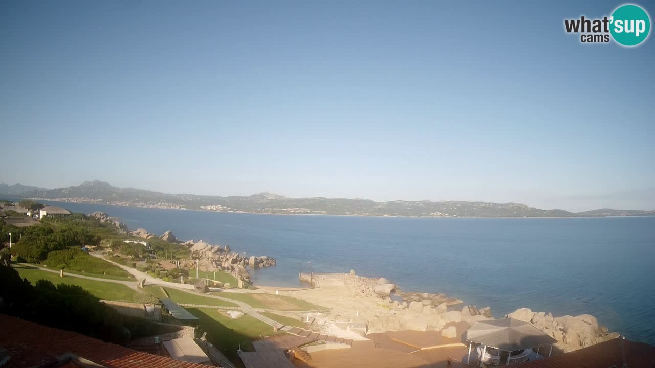 U živo Phi Beach – Forte Cappellini web kamera Porto Cervo – Arzachena – Sardinija