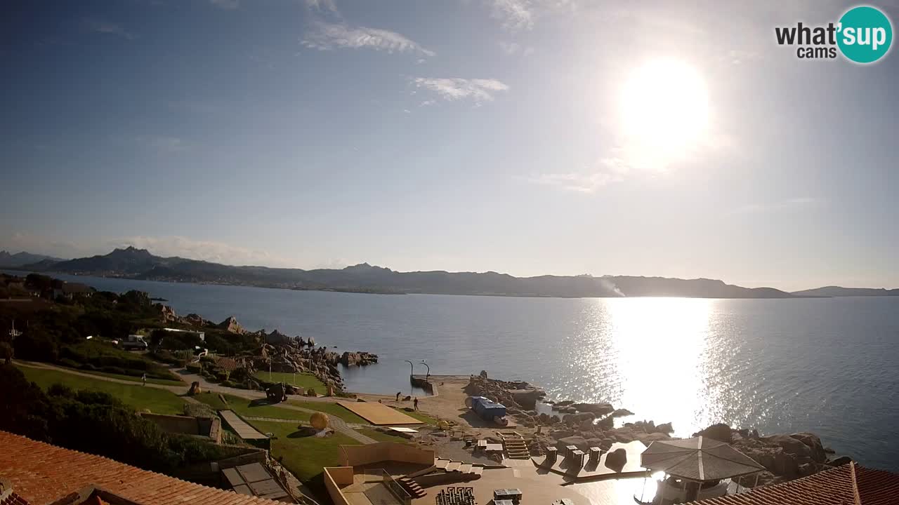 U živo Phi Beach – Forte Cappellini web kamera Porto Cervo – Arzachena – Sardinija