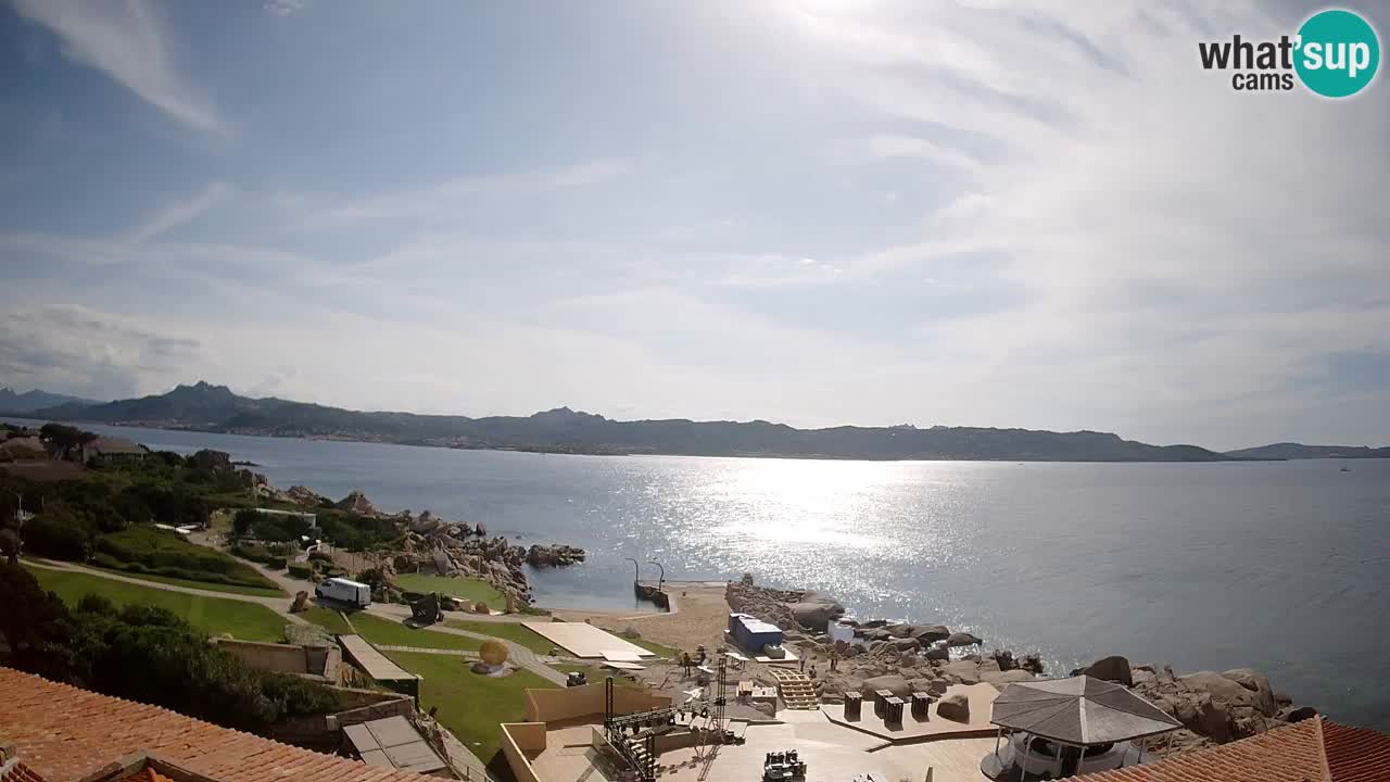 U živo Phi Beach – Forte Cappellini web kamera Porto Cervo – Arzachena – Sardinija