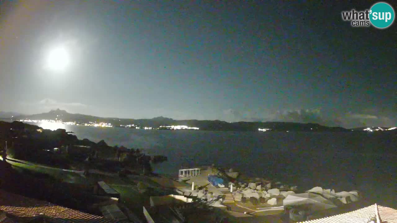 U živo Phi Beach – Forte Cappellini web kamera Porto Cervo – Arzachena – Sardinija