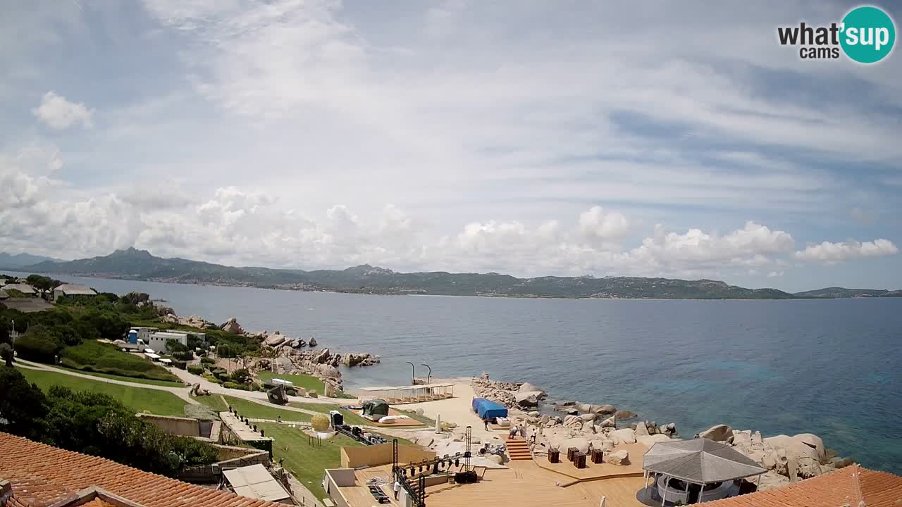 Live webcam Phi Beach – Forte Cappellini livecam Porto Cervo – Arzachena – Sardinia