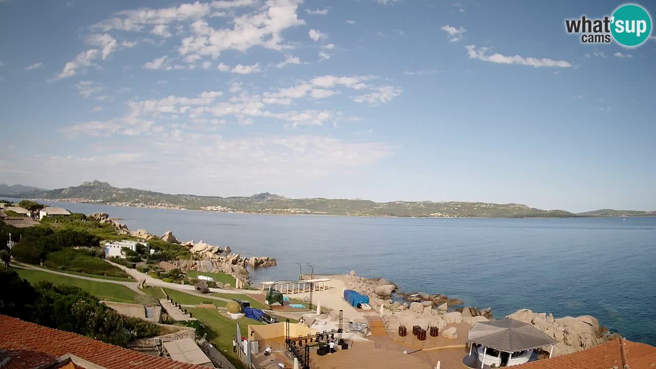 U živo Phi Beach – Forte Cappellini web kamera Porto Cervo – Arzachena – Sardinija