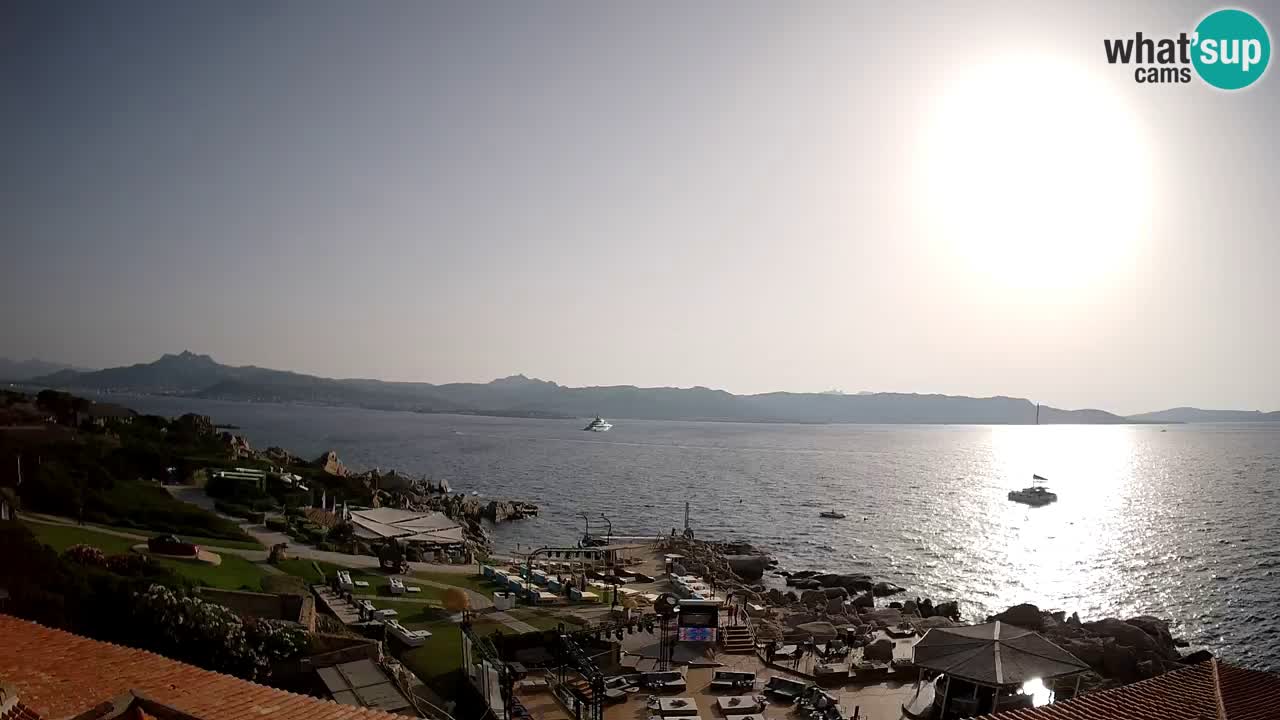 Live webcam Phi Beach – Forte Cappellini livecam Porto Cervo – Arzachena – Sardinia