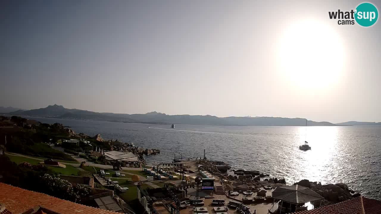 Live webcam Phi Beach – Forte Cappellini livecam Porto Cervo – Arzachena – Sardinia