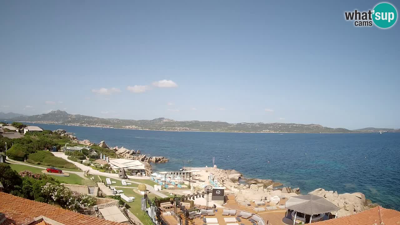 U živo Phi Beach – Forte Cappellini web kamera Porto Cervo – Arzachena – Sardinija