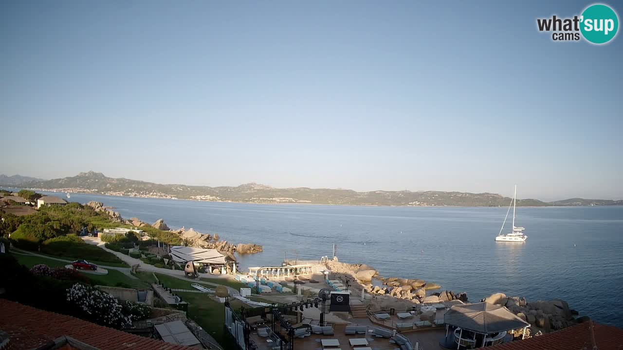 Live webcam Phi Beach – Forte Cappellini livecam Porto Cervo – Arzachena – Sardinia