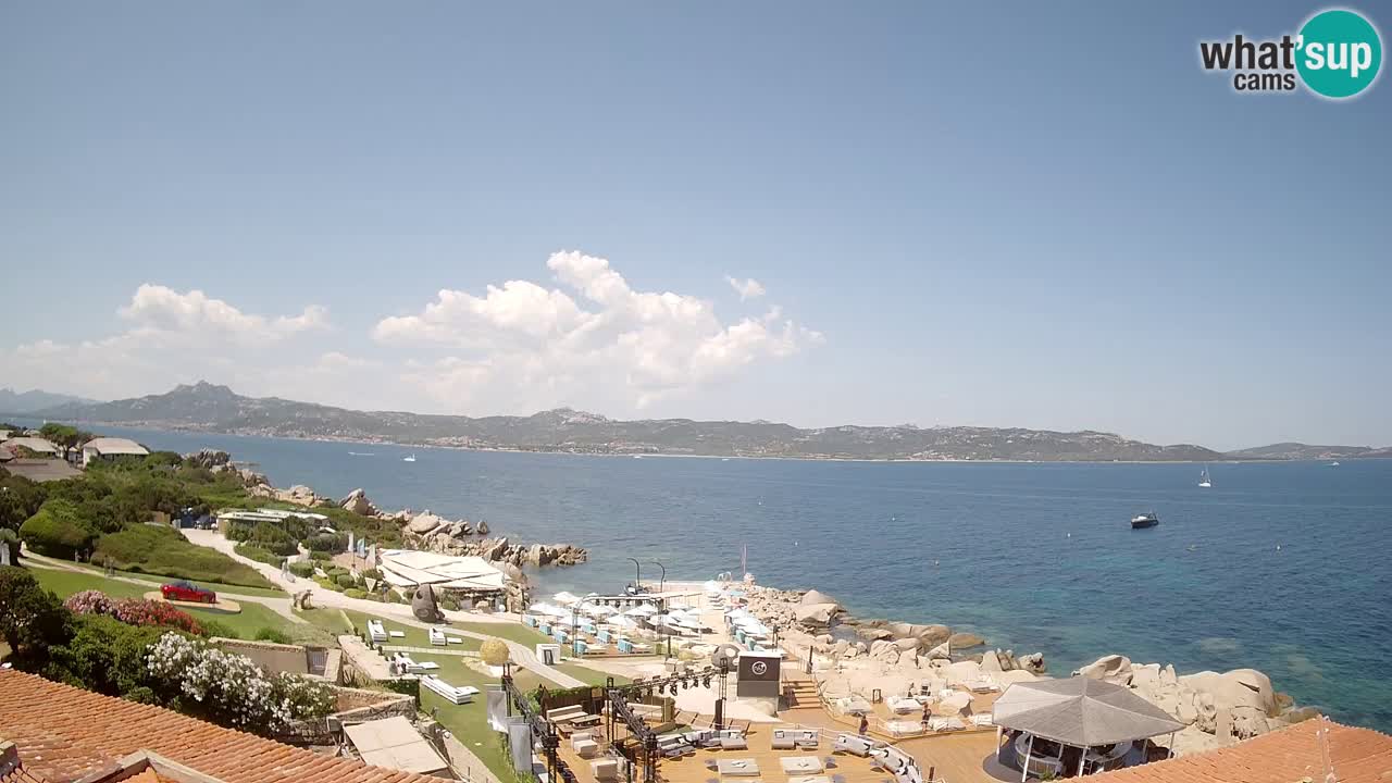 U živo Phi Beach – Forte Cappellini web kamera Porto Cervo – Arzachena – Sardinija