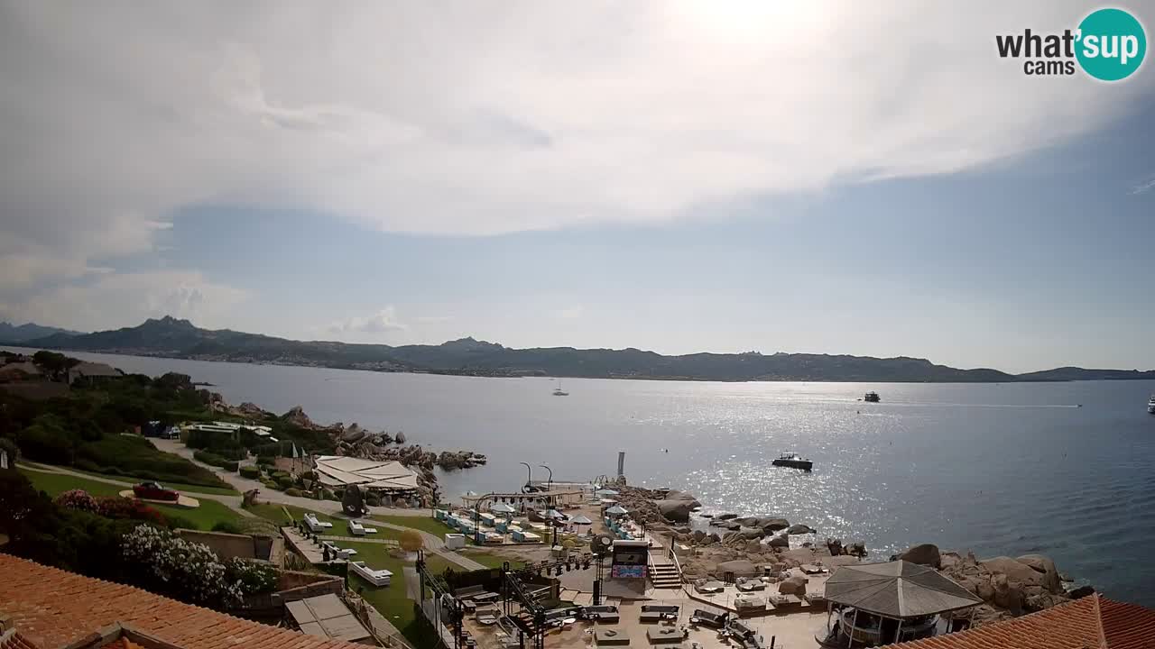 U živo Phi Beach – Forte Cappellini web kamera Porto Cervo – Arzachena – Sardinija
