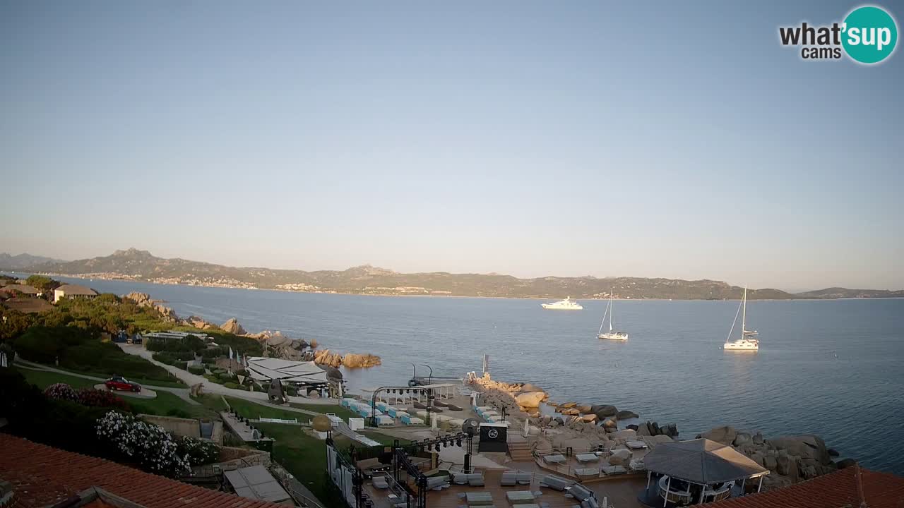 Live webcam Phi Beach – Forte Cappellini livecam Porto Cervo – Arzachena – Sardinia