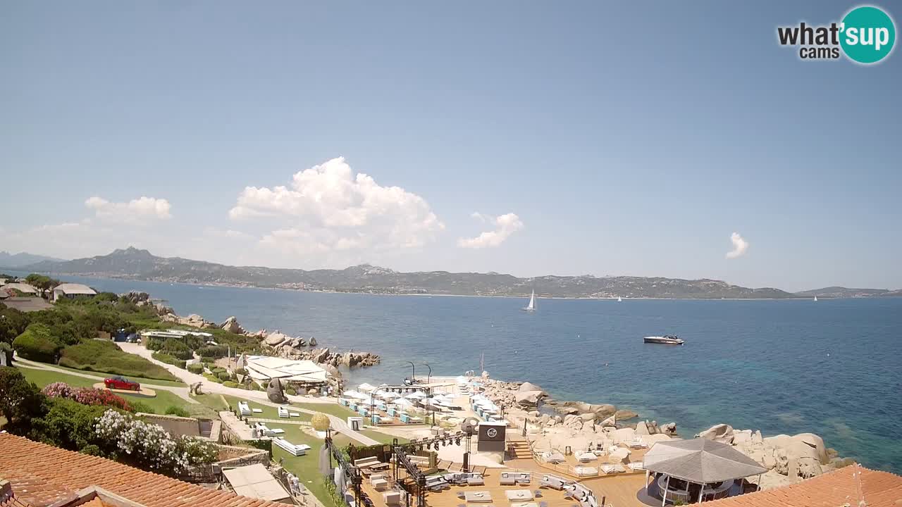U živo Phi Beach – Forte Cappellini web kamera Porto Cervo – Arzachena – Sardinija