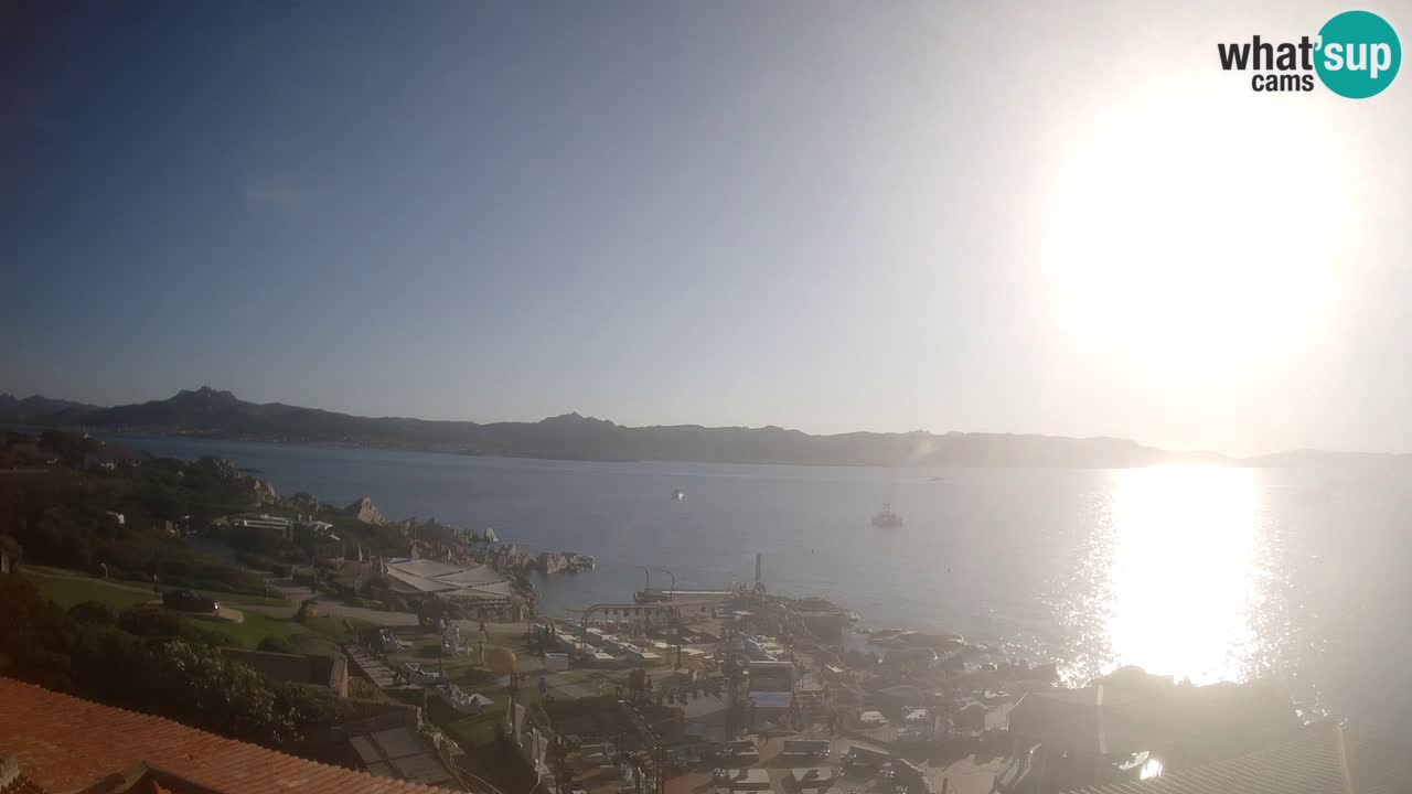 U živo Phi Beach – Forte Cappellini web kamera Porto Cervo – Arzachena – Sardinija