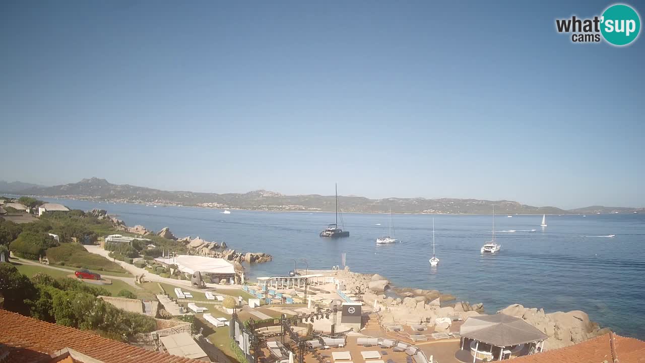 U živo Phi Beach – Forte Cappellini web kamera Porto Cervo – Arzachena – Sardinija