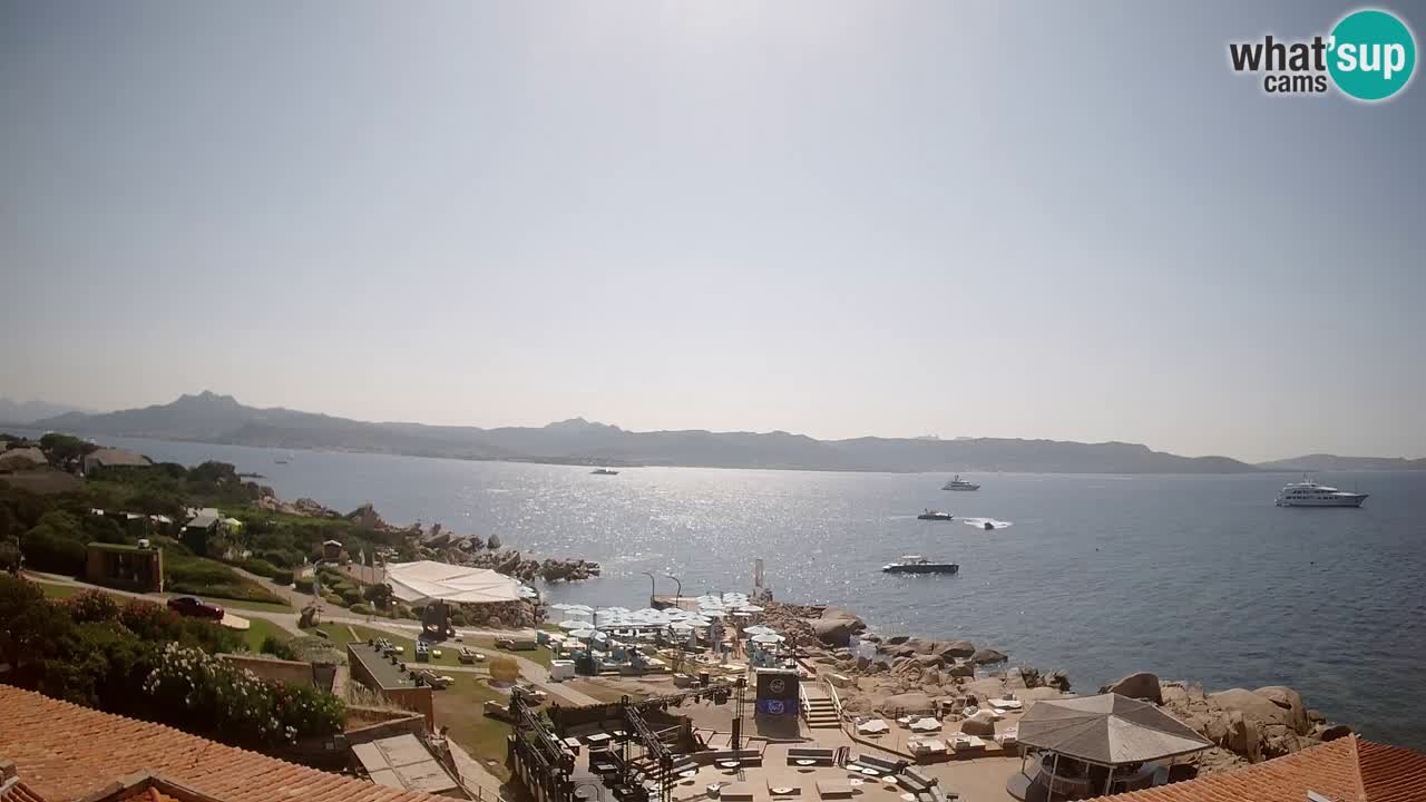 U živo Phi Beach – Forte Cappellini web kamera Porto Cervo – Arzachena – Sardinija
