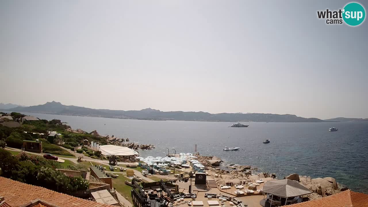 U živo Phi Beach – Forte Cappellini web kamera Porto Cervo – Arzachena – Sardinija