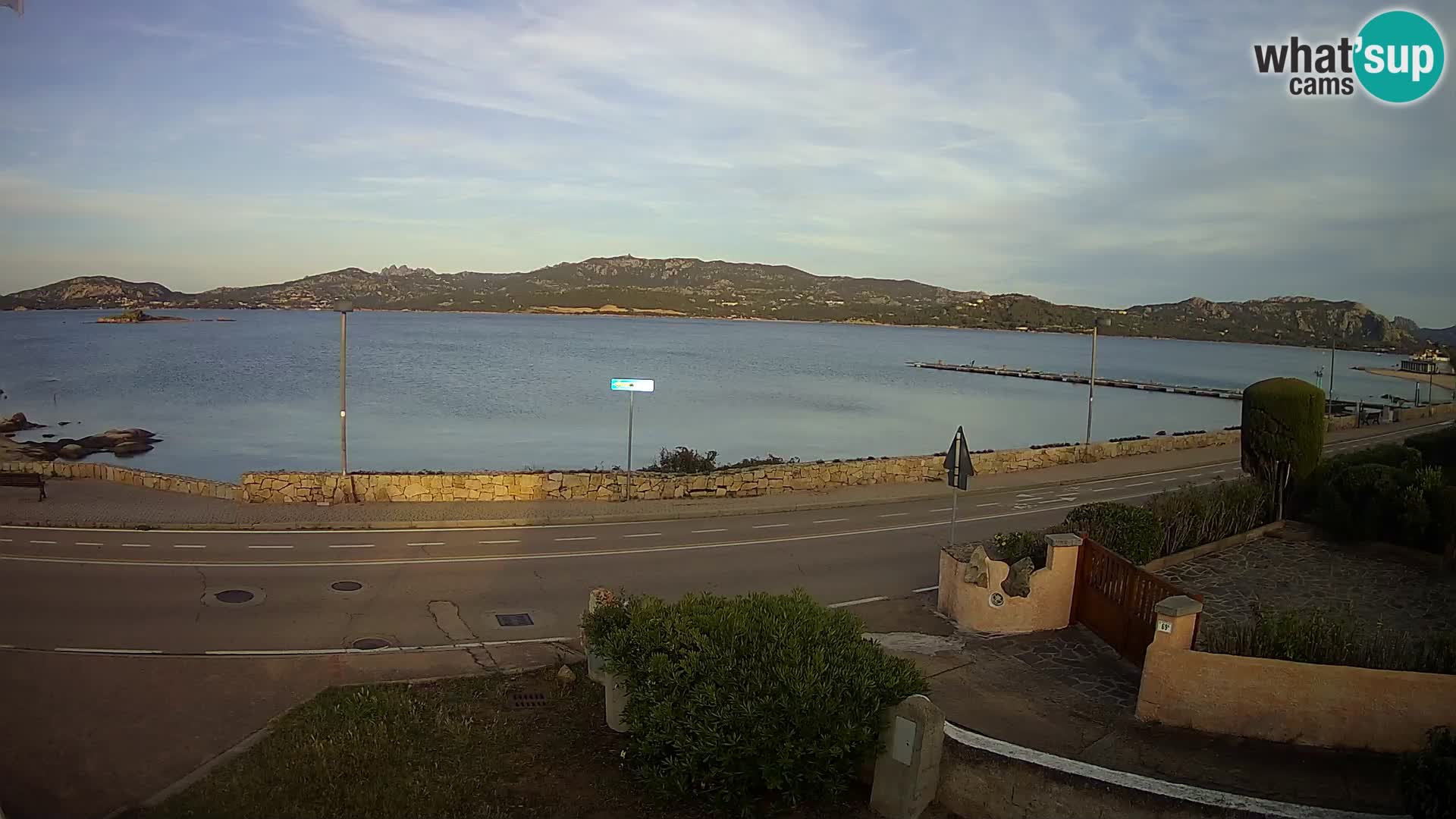 Spletna kamera v živo Cannigione – Arzachena – Sardinija – Italija
